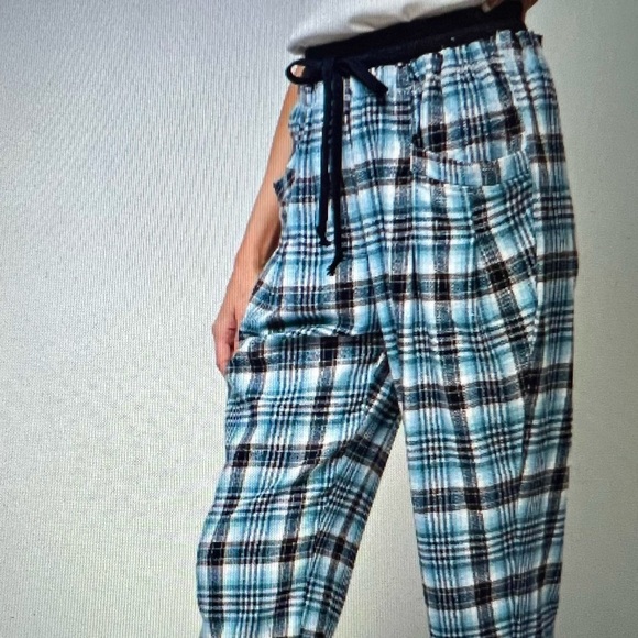 Easel Plaid Pajama Set - Blue, Black and Cream - Picture 8 of 8